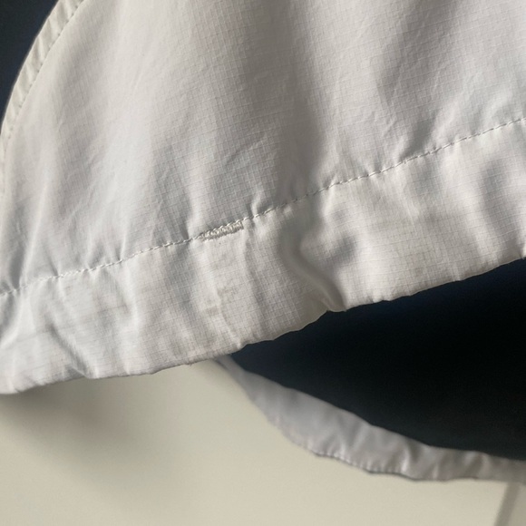 Women’s Brooks Brothers Prosport coat - Picture 8 of 11